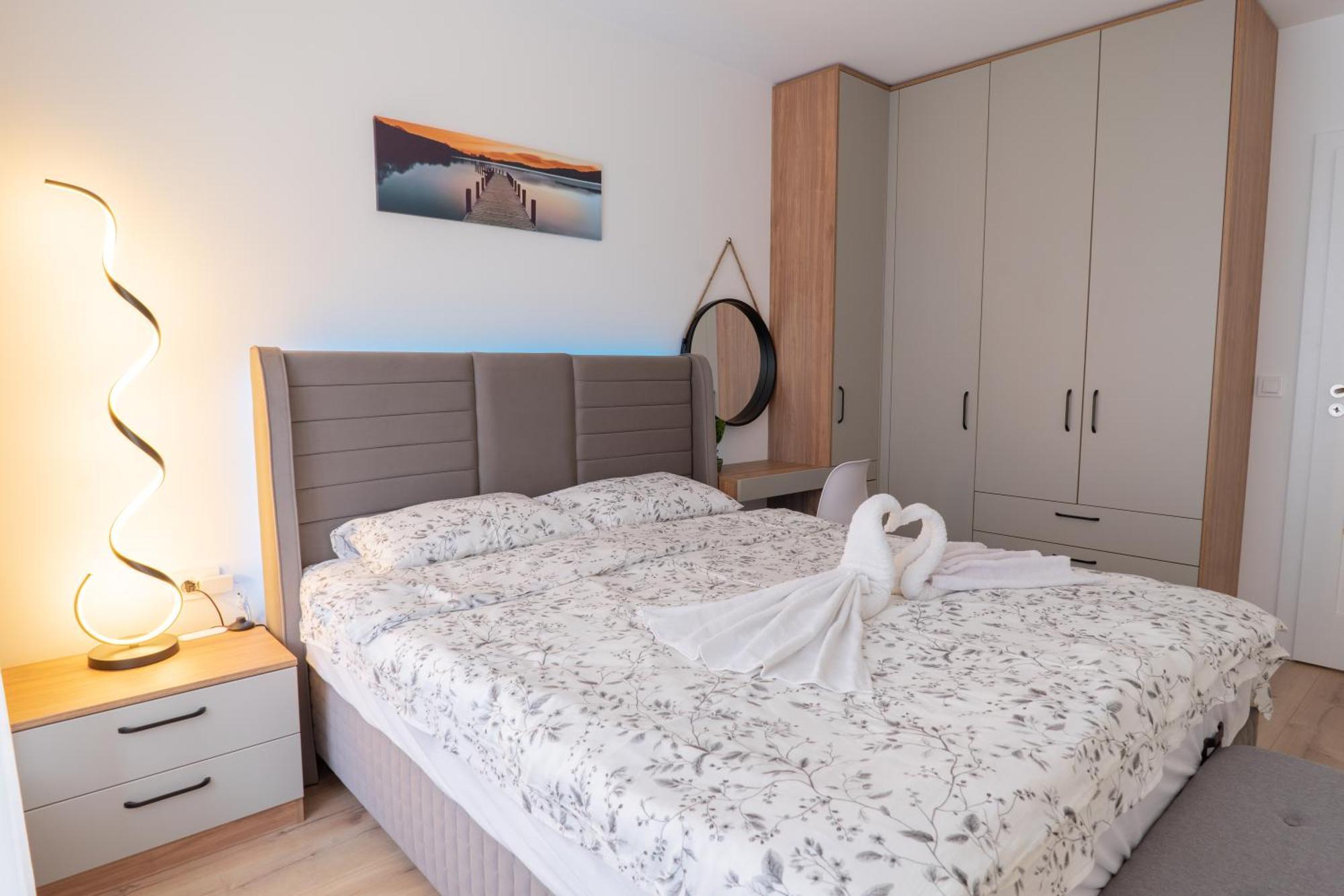 New Modern & Cozy Apartment With Free Parking 바르나 외부 사진