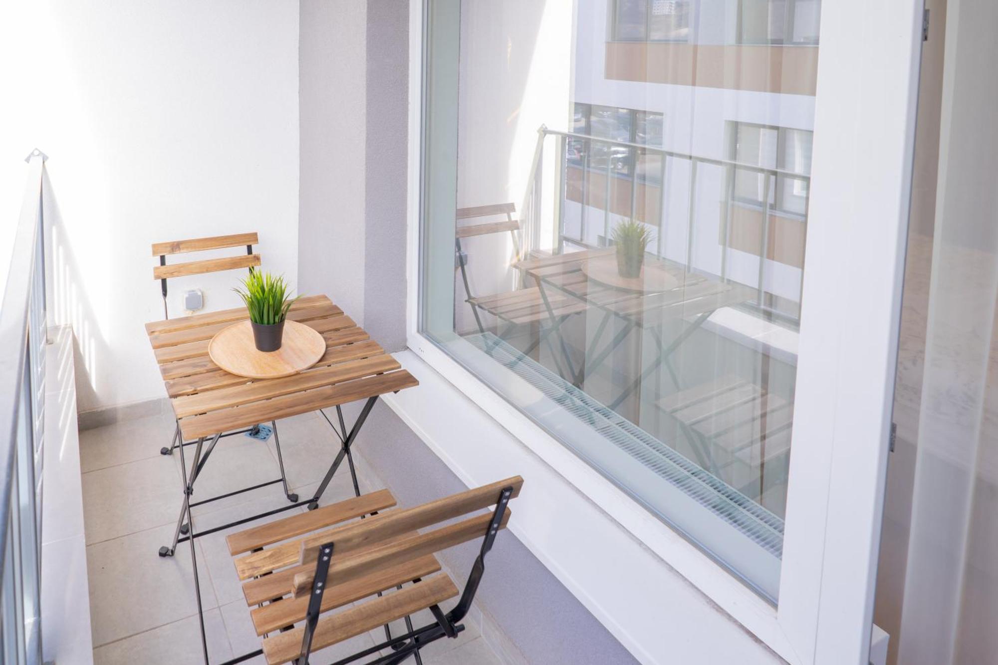 New Modern & Cozy Apartment With Free Parking 바르나 외부 사진